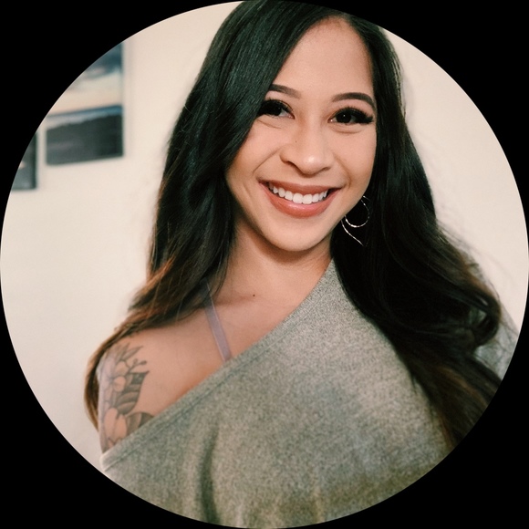 Meet your Posher, Amanda! - Picture 1 of 1